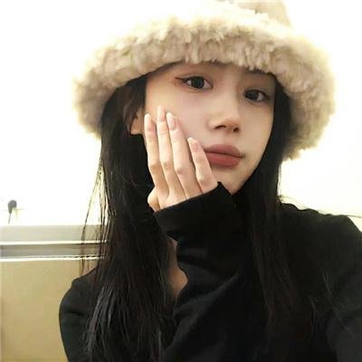 雷电交加的小路
